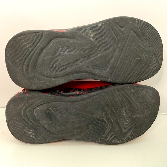 PUMA Kids Red Athletic Shoes - Size 9C - Picture 5 of 9